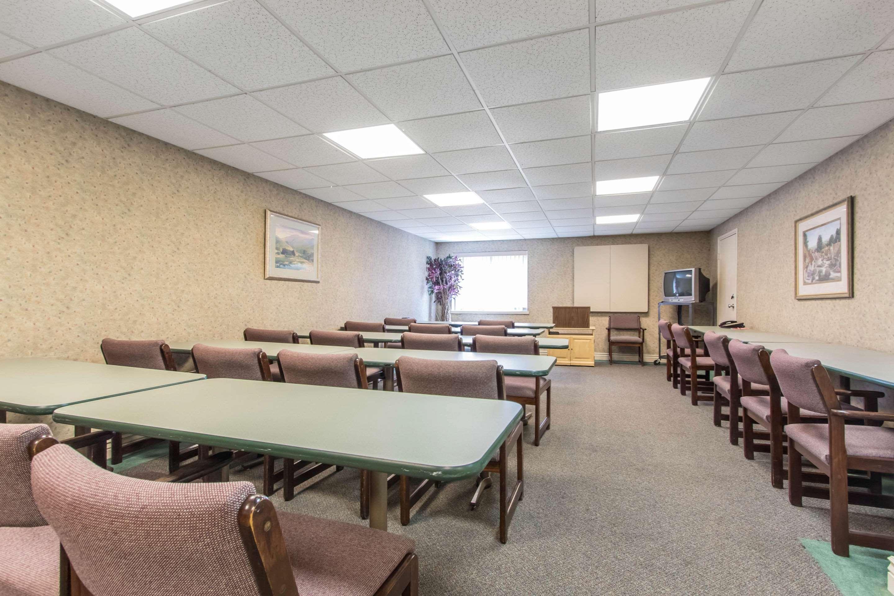 Econo Lodge Inn & Suites Joplin Luaran gambar