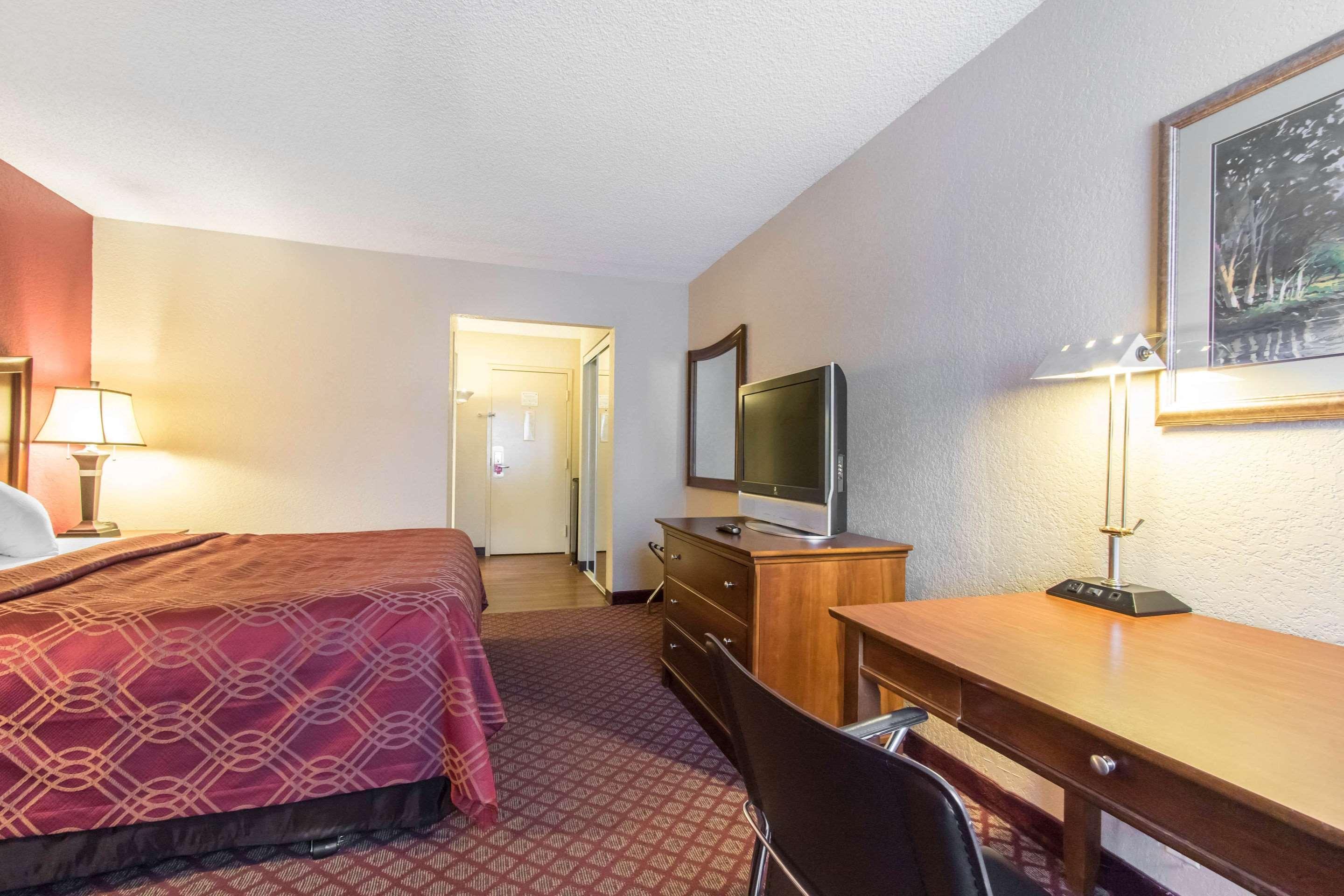 Econo Lodge Inn & Suites Joplin Luaran gambar
